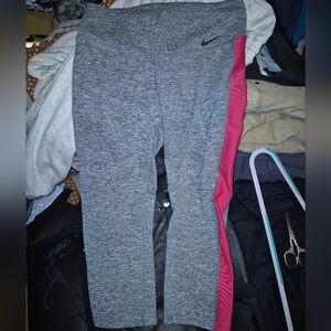 Nwot Nike Dri-Fit Gray with Pink Stripe Medium